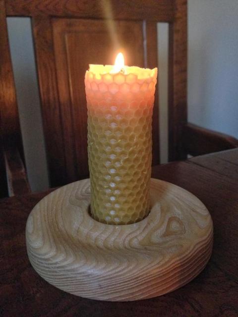 Ash bee candle holder